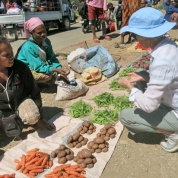 Pip exercises her negotiating skills in the Maubisse vege market.